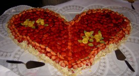 torta cuore e fragole