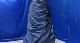 abito da sposa in blu