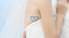 tatuaggio azzurro nozze