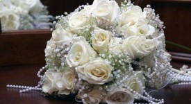 bouquet sposa bianchi colorati